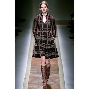 Runway Valentino PLAID A-LINE 100% WOOL DRESS IN MAROON Size 8